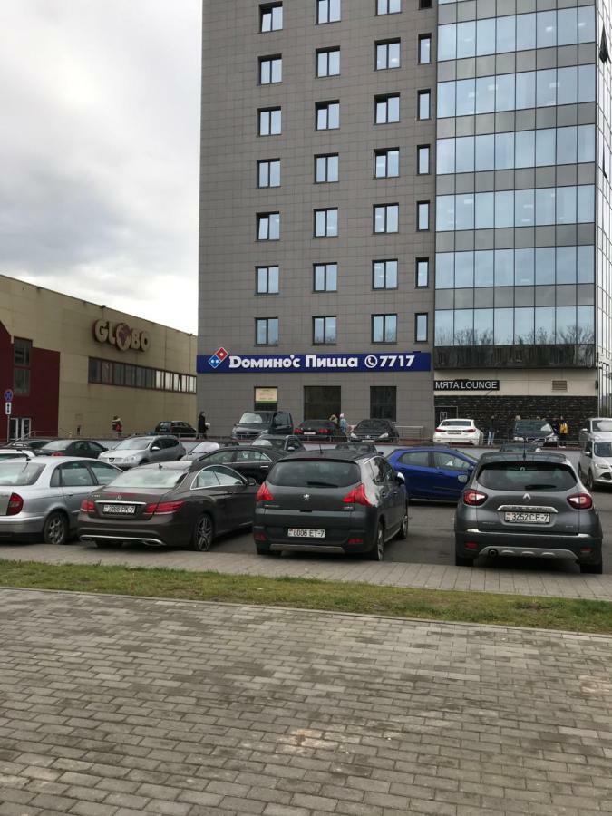 Apartment On Metro Mihalova 민스크 외부 사진